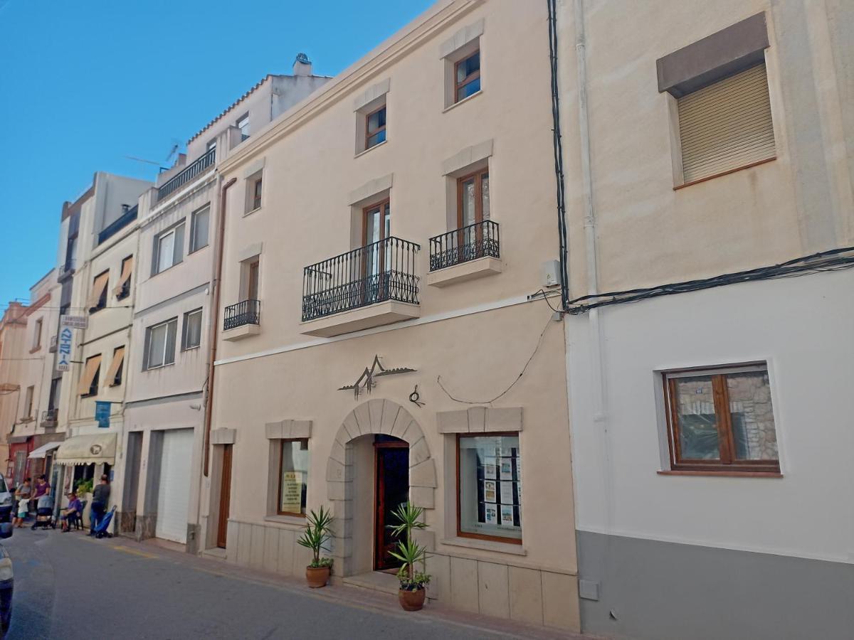Centrally Located Two Bed Apartment In El Perello Luaran gambar
