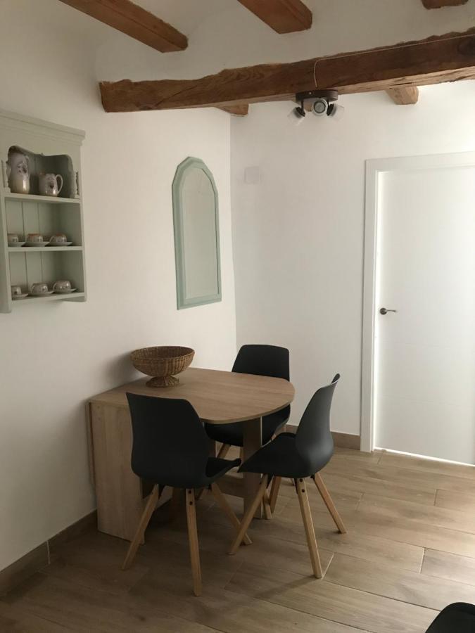Centrally Located Two Bed Apartment In El Perello Luaran gambar